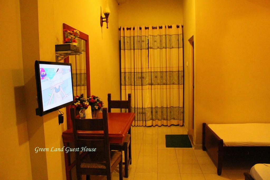 Green Land Guest House พินนาวาลา ภายนอก รูปภาพ