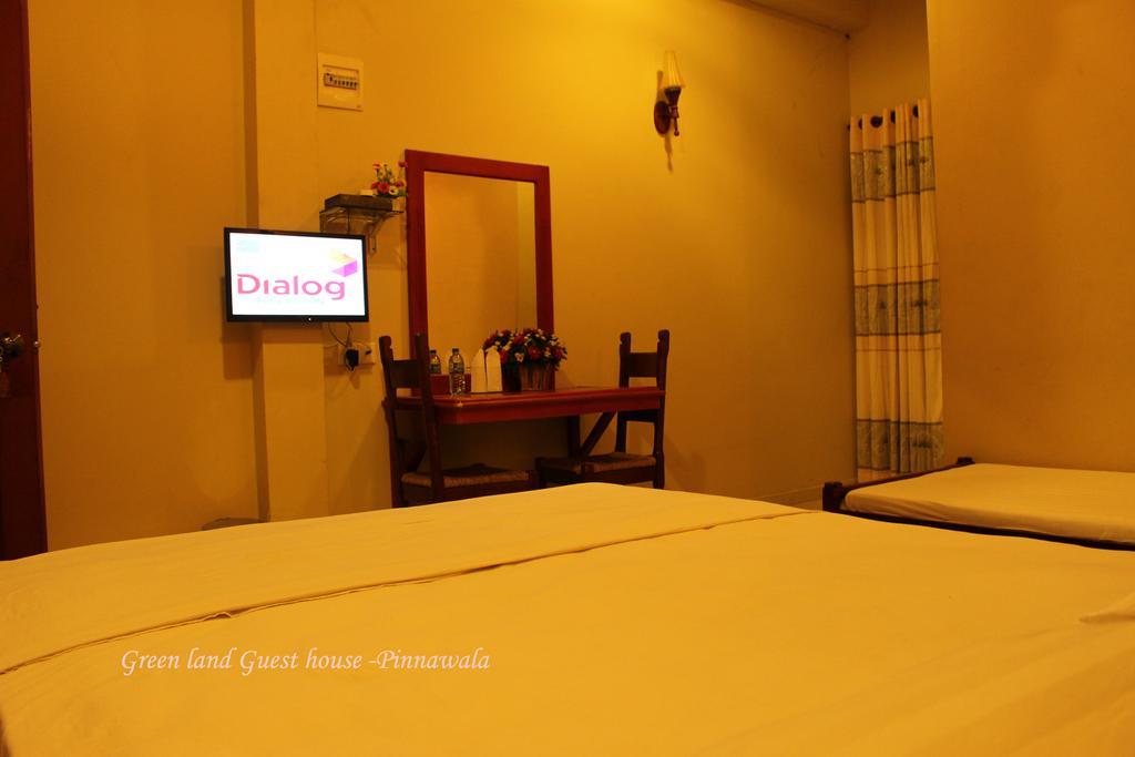 Green Land Guest House พินนาวาลา ภายนอก รูปภาพ